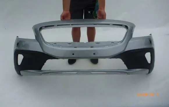 Volvo XC40 Front bumper