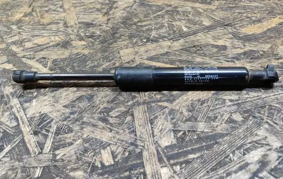 Mercedes-Benz CLK A209 C209 Tailgate/trunk strut/damper 8478UQ0610N