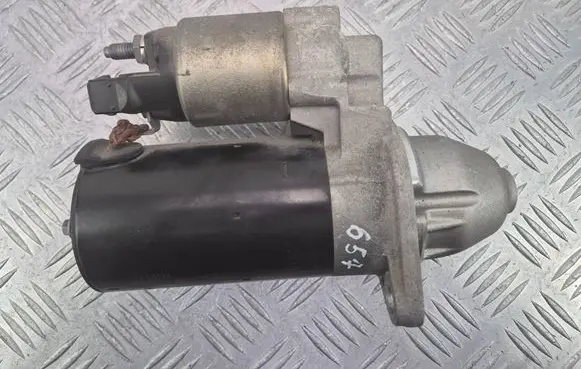 BMW 5 F10 F11 Starter motor 7638194 20120328 0001138058