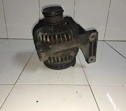 Volvo S60 Generator/alternator 9459077 0124515019