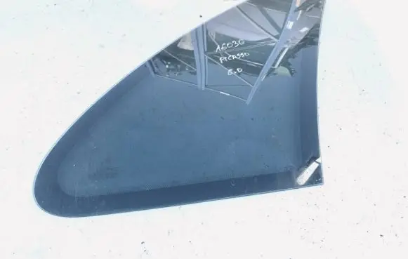 Rear side window