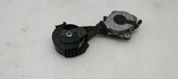 BMW 1 F20 F21 Alternator belt tensioner 7598832