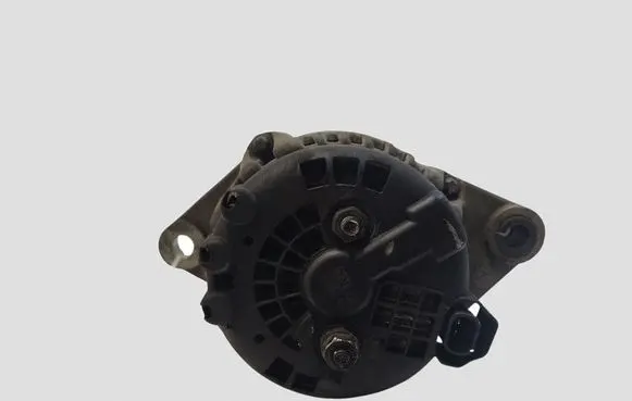 Opel Insignia A Generator/alternator 13502583