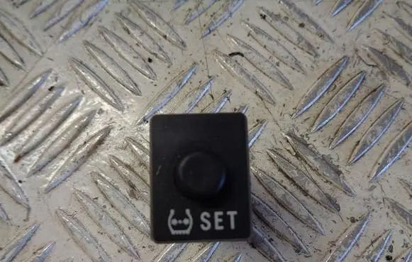 Toyota Aygo AB40 TPMS reset button 15D084 GZ0840C43