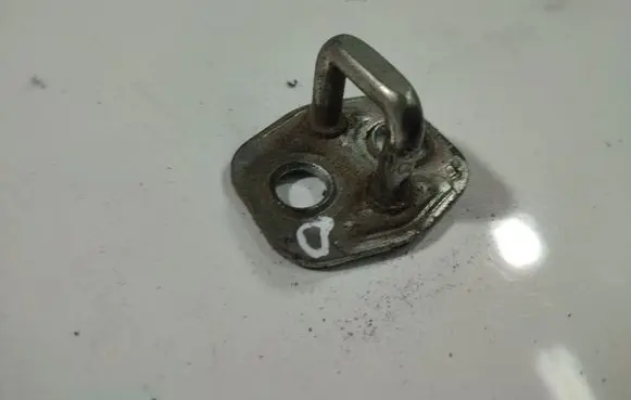 Renault Espace - Grand espace IV Rear door lock loop/hook striker 
