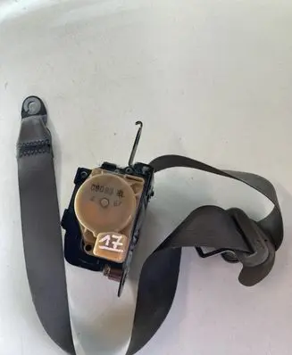 Mitsubishi Grandis Front seatbelt C9095HL