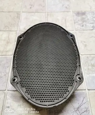 Ford Focus Front door high frequency speaker 6U5T18808BA