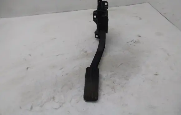 Jaguar XF X250 Accelerator throttle pedal 9X239F832BA