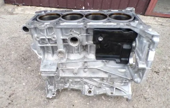 Mazda CX-30 Engine block HF0110382