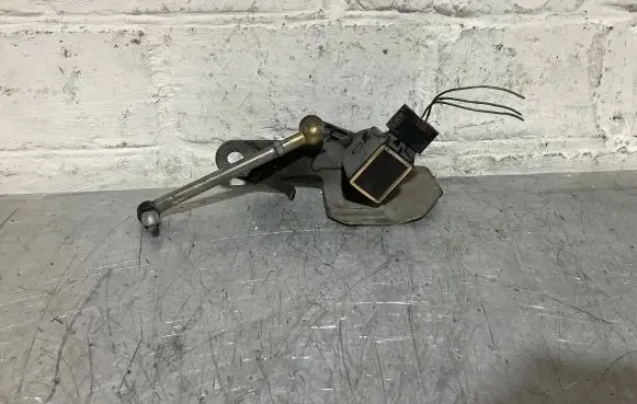 BMW 5 E60 E61 Headlight/headlamp level sensor 7093697
