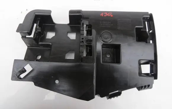 Volvo V60 Rear bumper mounting bracket 31352284