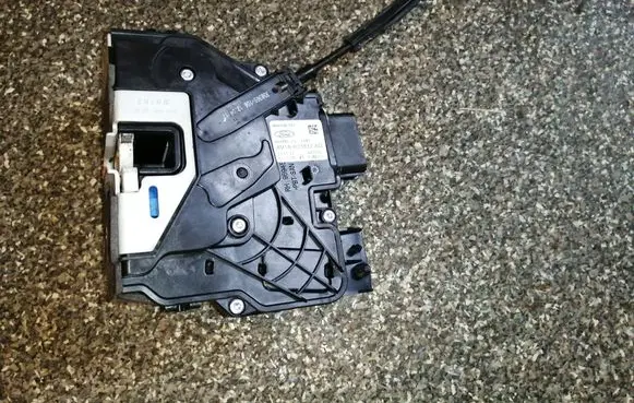 Ford B-MAX Front door lock AV1AR21812AG