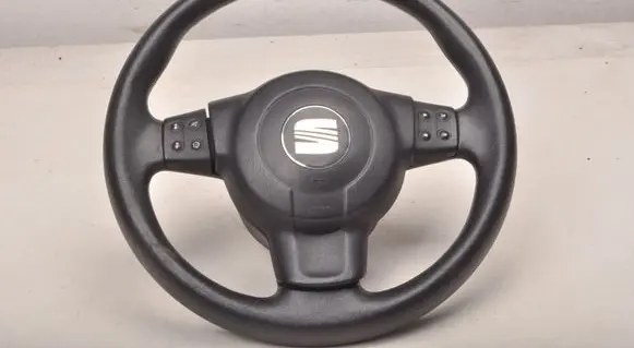 Seat Ibiza IV (6J,6P) Steering wheel 