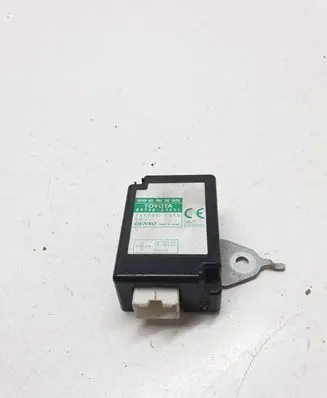 Lexus IS 220D-250-350 Door control unit/module 8974053051 2513003870 43392MHZ