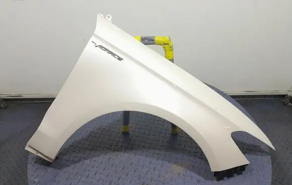 Ford Mondeo MK I Fender 