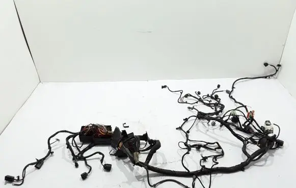 Volvo V40 Engine installation wiring loom 31334234