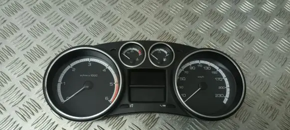 Peugeot 308 Speedometer (instrument cluster) 9665107480 610335