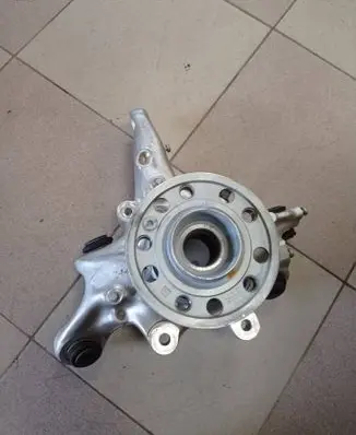 Mercedes-Benz EQS X296 Rear wheel hub A2960800 0265007228 20230104