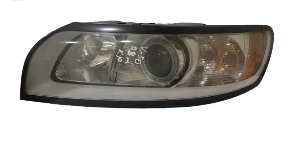 Volvo V50 Headlight/headlamp 31265694 0301237201 LE06A6152