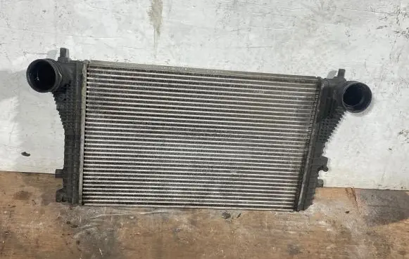 Audi A3 S3 A3 Sportback 8P Intercooler radiator 1k0145803e