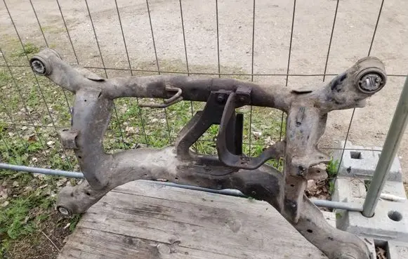 Volvo XC60 Rear subframe 