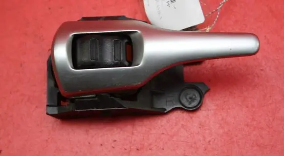 Toyota Verso Front door interior handle 62318A2