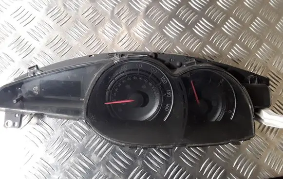 Toyota Verso Speedometer (instrument cluster) 838000F190