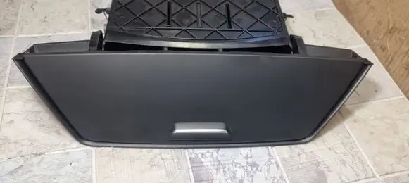 BMW X1 E84 Glove box 51452991263 1696938