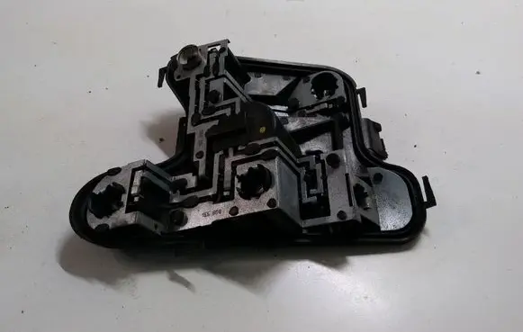 Audi A4 S4 B6 8E 8H Tail light bulb cover holder 153948