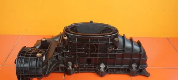 Mercedes-Benz B W246 W242 Intake manifold SSACY 651901