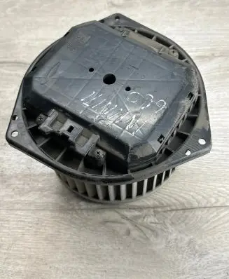 Infiniti FX Heater fan/blower 3K050C7110