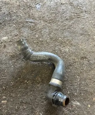 Mercedes-Benz E W213 Engine coolant pipe/hose A2138308900 6254460640PC