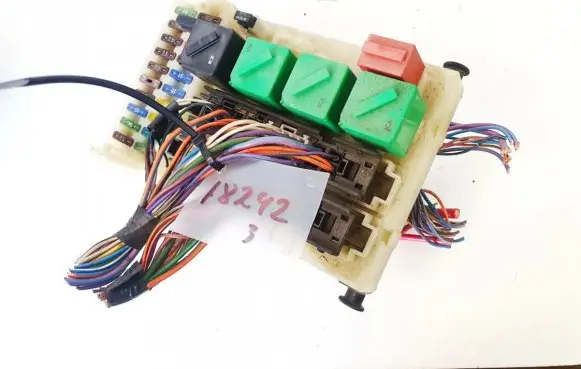 Ford Mondeo MK II Fuse box set 93bg14a073eg 93bg-14a073-eg