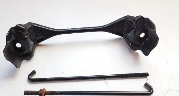 Battery bracket