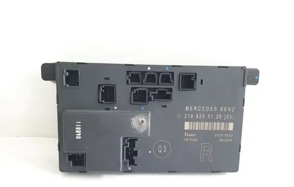 Mercedes-Benz CLS C219 Door control unit/module 2198200126
