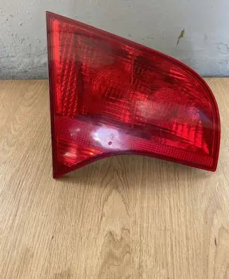 Audi A4 S4 B7 8E 8H Tailgate rear/tail lights 8E9945093