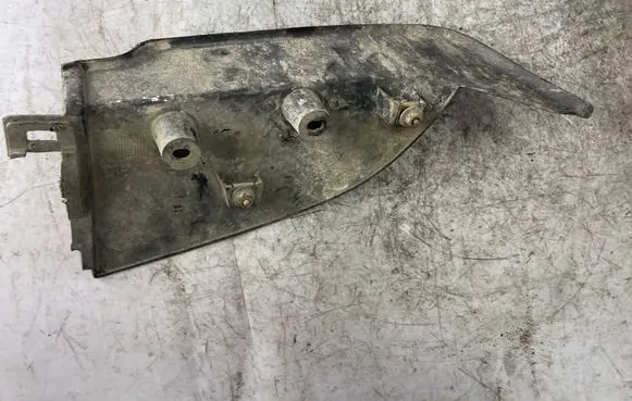 Nissan Navara D40 Front mudguard 96013eb400