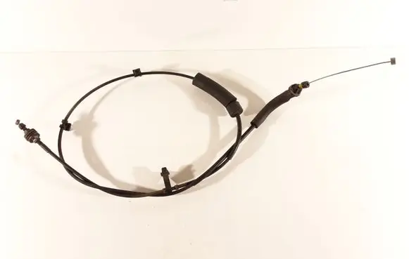 Mazda 3 I Throttle cable 6G31