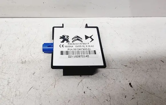 Citroen DS7 Crossback Aerial antenna amplifier 9815467480