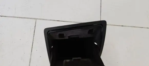 BMW 5 E60 E61 Glove box 7156225 14121810