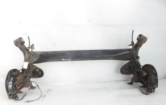 Nissan Qashqai Rear axle beam
