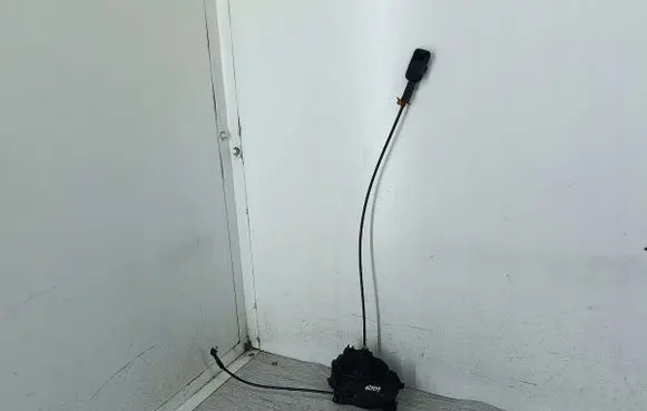 Renault Modus Front door lock 