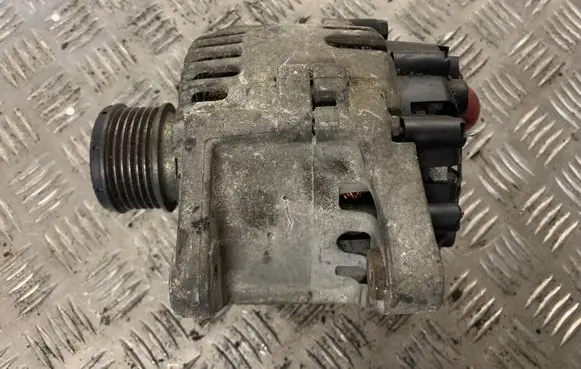 Nissan Note (E11) Generator/alternator 8200667608