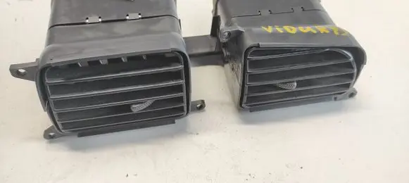 Subaru Legacy Dash center air vent grill PPTD20