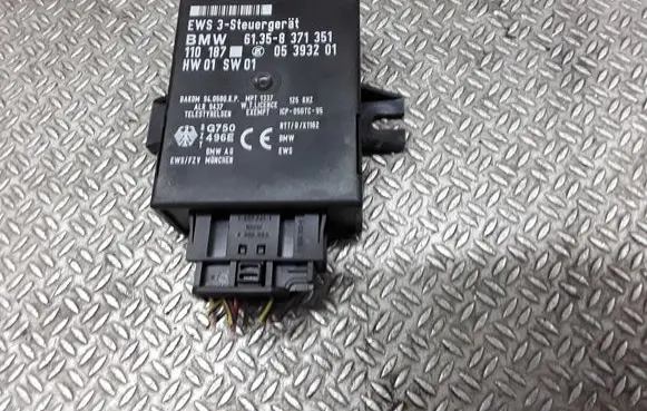 BMW 5 E39 Immobilizer control unit/module 8371351