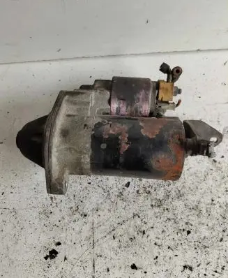 Volkswagen PASSAT B5 Starter motor