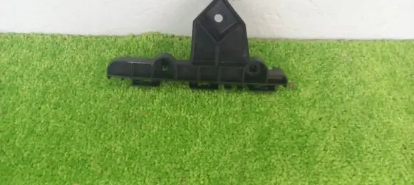 Mitsubishi Space Star Front bumper mounting bracket 6400J645