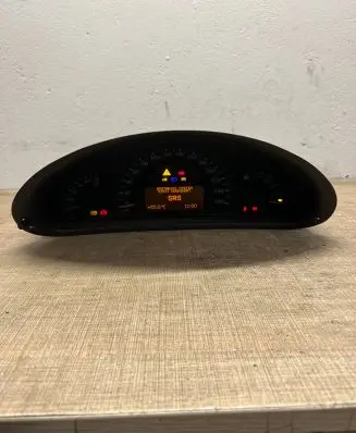 Mercedes-Benz C W203 Speedometer (instrument cluster) A2035401347 110080183