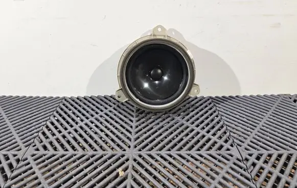 Lexus CT 200H Rear door speaker EAS16P836A G531902A