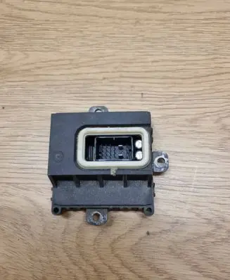 BMW 5 E60 E61 Xenon control unit/module 6934836 322572 037109053
